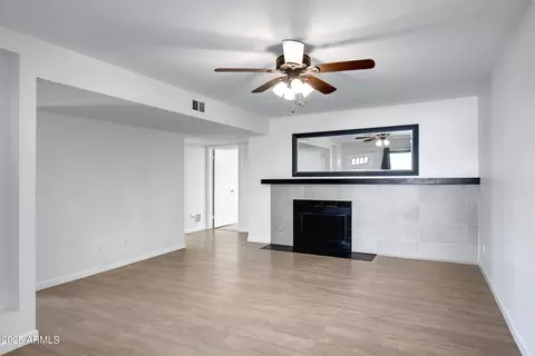 850 S River Dr #1068, Tempe, AZ 85281