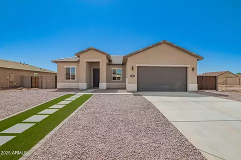 14861 S Capistrano Rd, Arizona City, AZ 85123