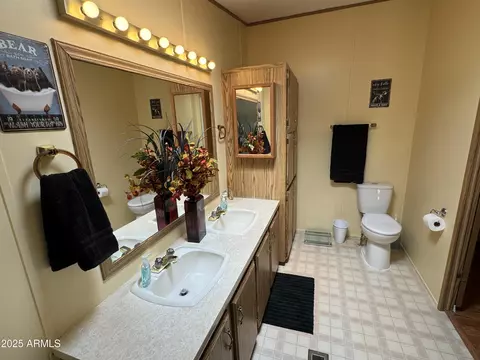 3050 Chevelon Rd, Overgaard, AZ 85933 photo 12