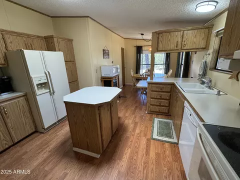 3050 Chevelon Rd, Overgaard, AZ 85933 photo 5