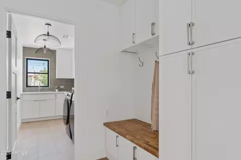 2546 E Roma Ave, Phoenix, AZ 85016 photo 12