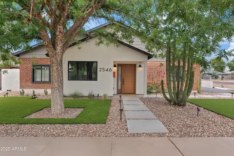 2546 E Roma Ave, Phoenix, AZ 85016 photo 4
