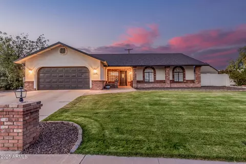 2726 E Hale St, Mesa, AZ 85213