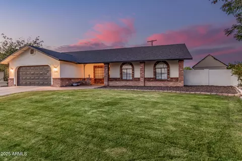 2726 E Hale St, Mesa, AZ 85213 photo 3