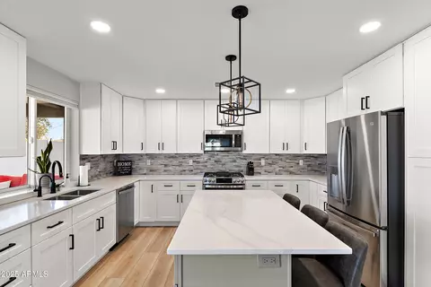 Kitchen - 3754 E Yale St, Phoenix, AZ 85008 photo 2 of 2