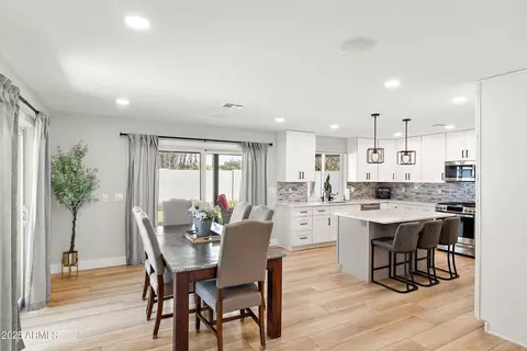 Dining - 3754 E Yale St, Phoenix, AZ 85008 photo 1 of 2