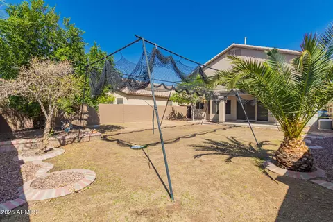 Exterior - 4715 E Ashurst Dr, Phoenix, AZ 85048 photo 7 of 9