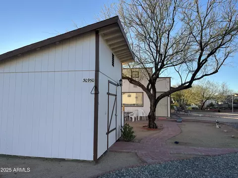 30950 S Wandering Way #70, Congress, AZ 85332