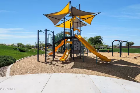 View/Area - 10946 E Trent Ave, Mesa, AZ 85212 photo 1 of 2
