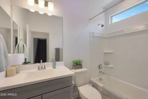 Bath - 10946 E Trent Ave, Mesa, AZ 85212 photo 3 of 4