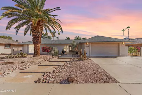 9723 W Country Club Dr, Sun City, AZ 85373