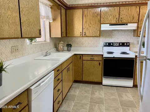 6344 Ensenada St, Mesa, AZ 85205 photo 10