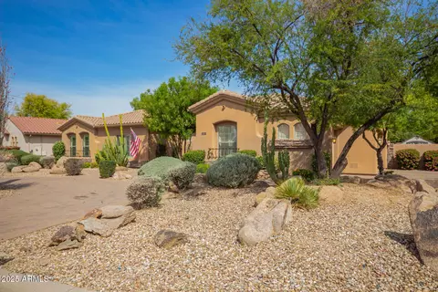362 E Vermont Dr, Gilbert, AZ 85295 photo 2