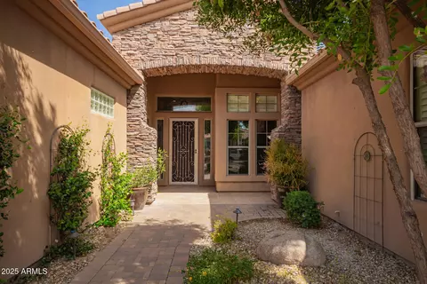 362 E Vermont Dr, Gilbert, AZ 85295 photo 3