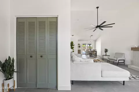 Entry Way - 10202 W Coolidge St, Phoenix, AZ 85037 photo 1 of 2