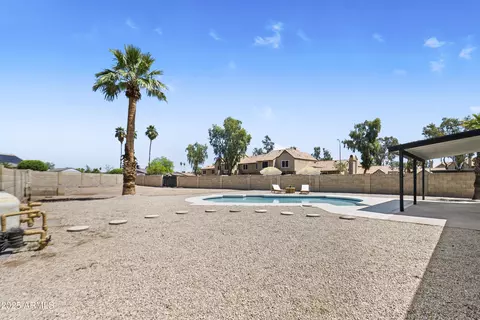 Exterior - 10202 W Coolidge St, Phoenix, AZ 85037 photo 3 of 4