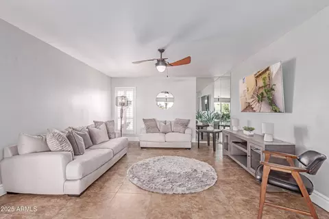 4950 N Miller Rd #212, Scottsdale, AZ 85251