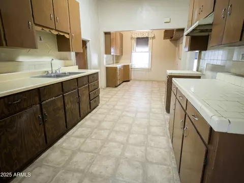 Kitchen - 1047 E 10th St, Douglas, AZ 85607 photo 1 of 1