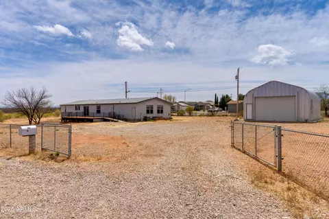 504 E Patton St, Huachuca City, AZ 85616