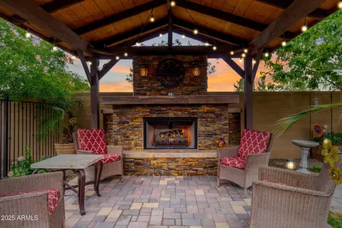 Exterior - 1722 Everglade Ln, Gilbert, AZ 85298 photo 1 of 12