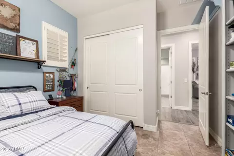 Bedroom - 1722 Everglade Ln, Gilbert, AZ 85298 photo 6 of 9