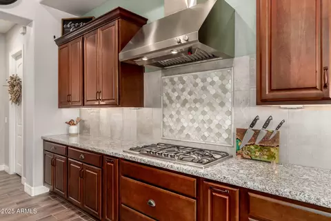 Kitchen - 1722 Everglade Ln, Gilbert, AZ 85298 photo 2 of 4
