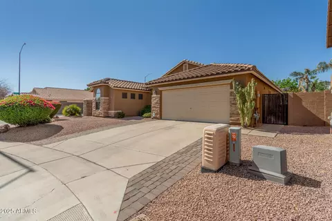 9731 E Kiowa Ave, Mesa, AZ 85209