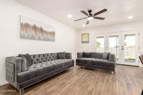 1938 E Ardmore Dr, Phoenix, AZ 85042 photo 5