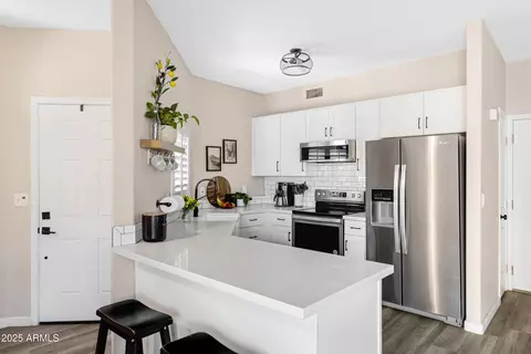 Kitchen - 1576 E Jasper Ct #E, Gilbert, AZ 85296 photo 2 of 6