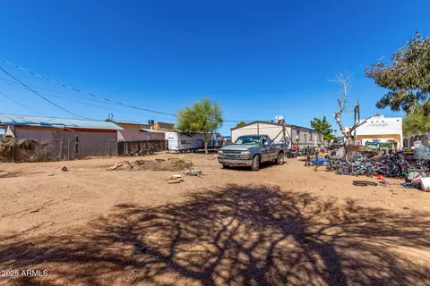 10121 E Boise St, Mesa, AZ 85207