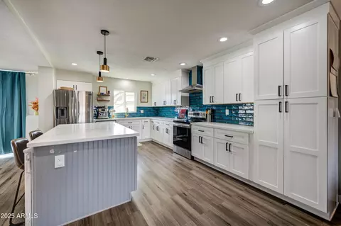 1849 E Watson Dr, Tempe, AZ 85283 photo 3