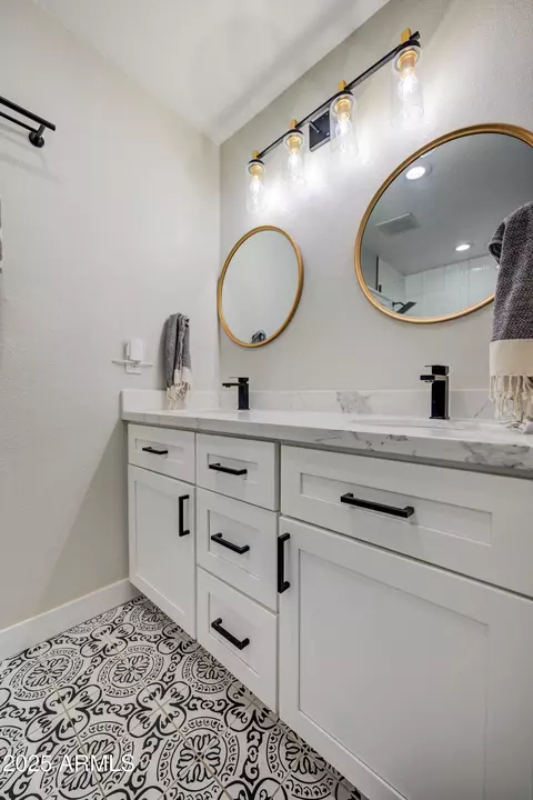1849 E Watson Dr, Tempe, AZ 85283 photo 6