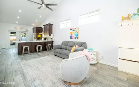 1321 E Brill St, Phoenix, AZ 85006 photo 7