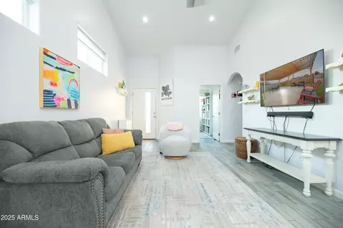 1321 E Brill St, Phoenix, AZ 85006 photo 8