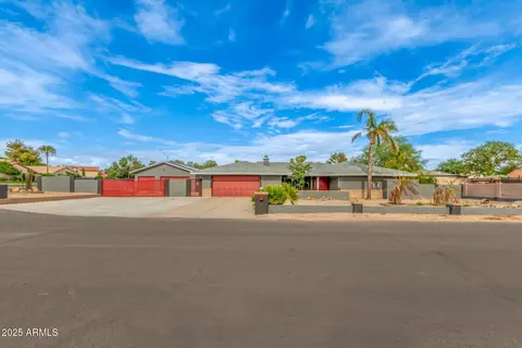 18585 N 70th Ave, Glendale, AZ 85308