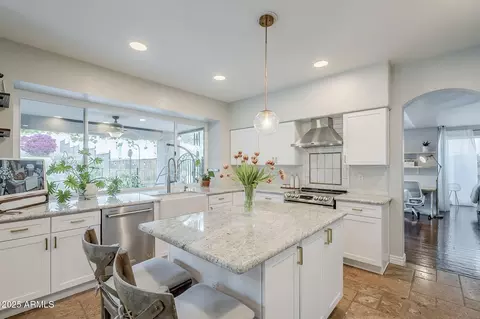 Kitchen - 2468 E Dry Creek Rd, Phoenix, AZ 85048 photo 2 of 6