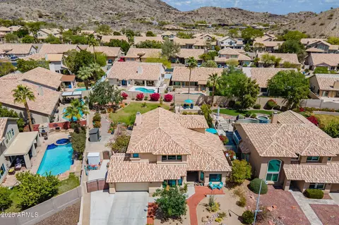 View/Area - 2468 E Dry Creek Rd, Phoenix, AZ 85048 photo 9 of 12