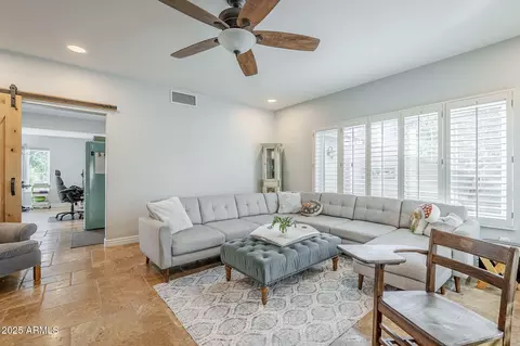 Living - 2468 E Dry Creek Rd, Phoenix, AZ 85048 photo 3 of 4