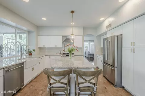 Kitchen - 2468 E Dry Creek Rd, Phoenix, AZ 85048 photo 6 of 6