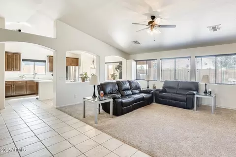7712 N 54th Ln, Glendale, AZ 85301 photo 3