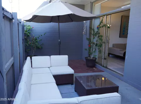 Exterior - 3650 E Montecito Ave #4, Phoenix, AZ 85018 photo 3 of 5