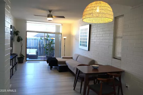 Living - 3650 E Montecito Ave #4, Phoenix, AZ 85018 photo 1 of 1
