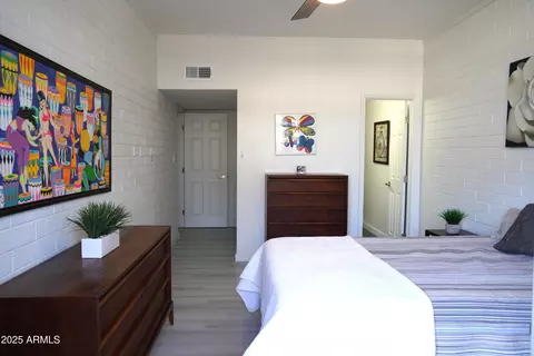 Bedroom - 3650 E Montecito Ave #4, Phoenix, AZ 85018 photo 7 of 7
