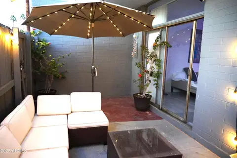 Exterior - 3650 E Montecito Ave #4, Phoenix, AZ 85018 photo 4 of 5