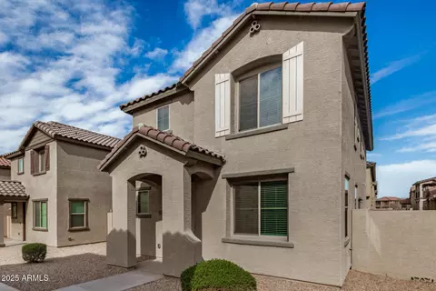 829 E Agua Fria Ln, Avondale, AZ 85323