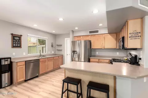 4064 E Gail Ct, Gilbert, AZ 85296 photo 5
