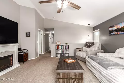 4064 E Gail Ct, Gilbert, AZ 85296 photo 9