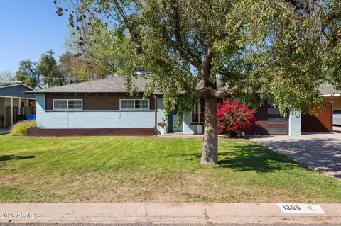 1306 W Meadowbrook Ave, Phoenix, AZ 85013