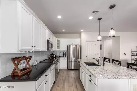4574 W Hanna Dr, Eloy, AZ 85131
