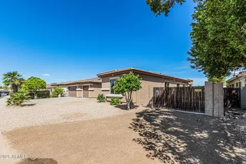 Exterior - 4718 E Decatur St, Mesa, AZ 85205 photo 2 of 9